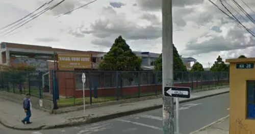 INSTITUCION EDUCATIVA DISTRITAL RAFAEL URIBE URIBE INSTITUCION EDUCATIVA DISTRITAL RAFAEL URIBE URIBE